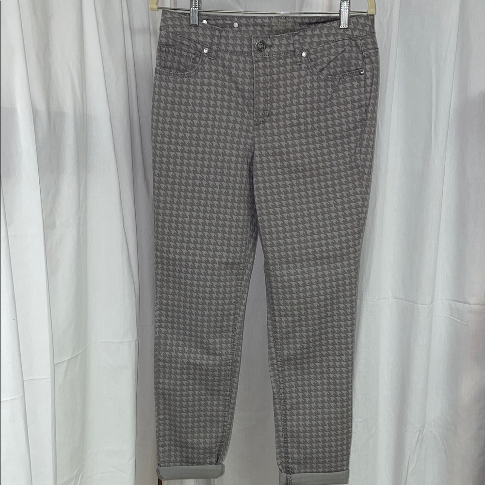 NWOT‎ Ruff Hewn Multi Color Gray Skinny Jeans.